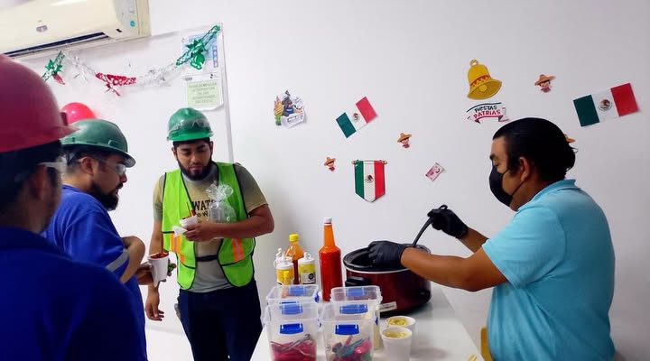 Celebramos las Fiestas Patrias con orgullo en nuestras plantas de El Carmen y San Luis Potosí
