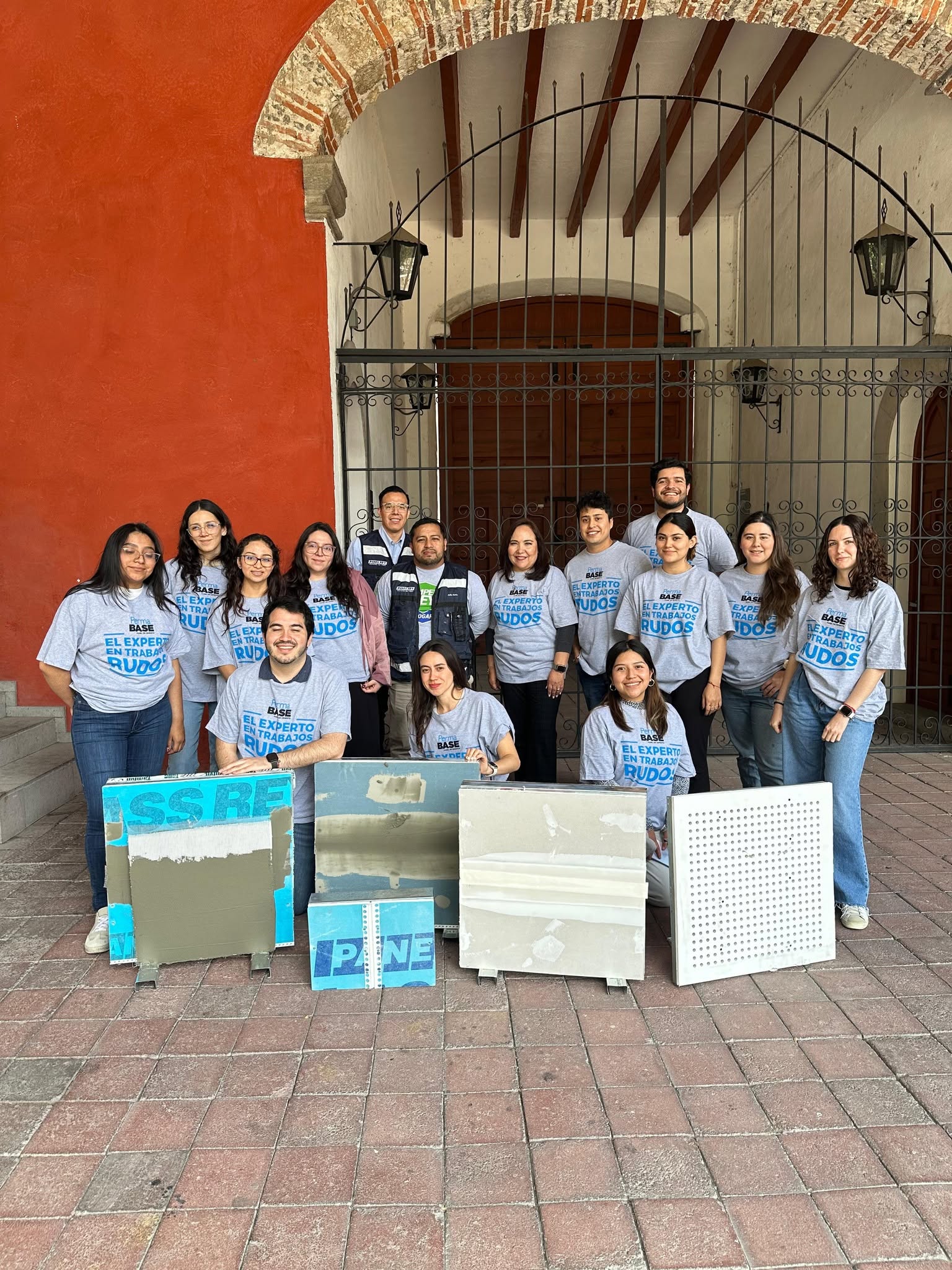 Capacitación Panel Rey × ZVA Interiores: una conversación técnica entre el sistema ligero y el interiorismo corporativo