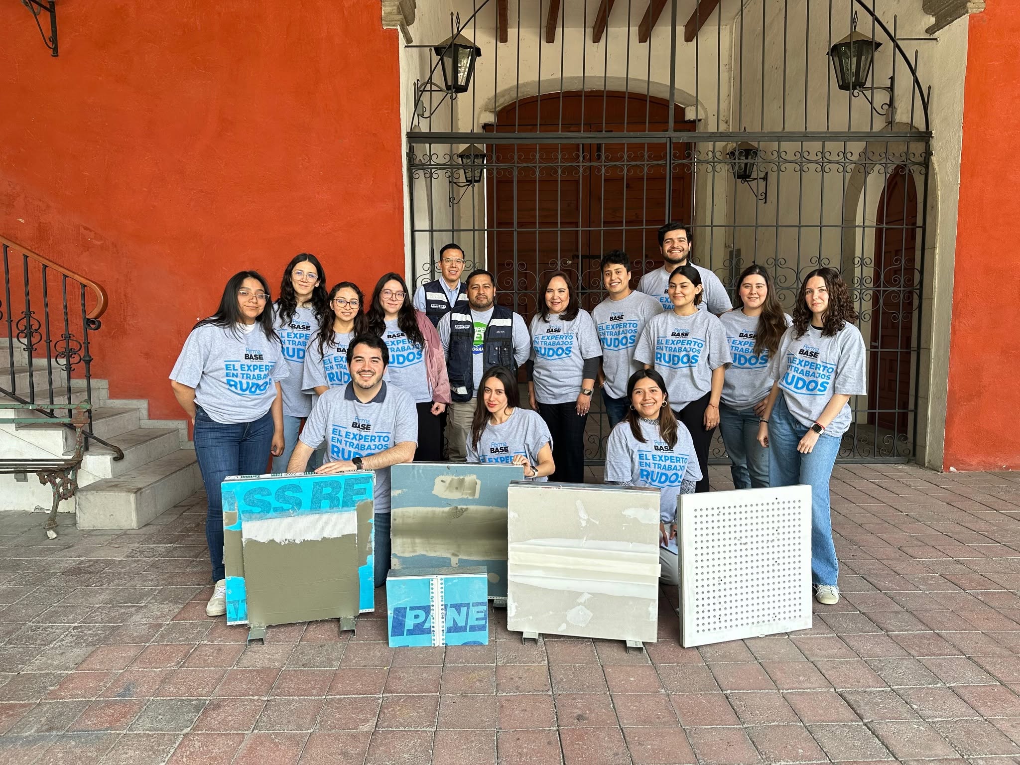 Capacitación Panel Rey × ZVA Interiores: una conversación técnica entre el sistema ligero y el interiorismo corporativo