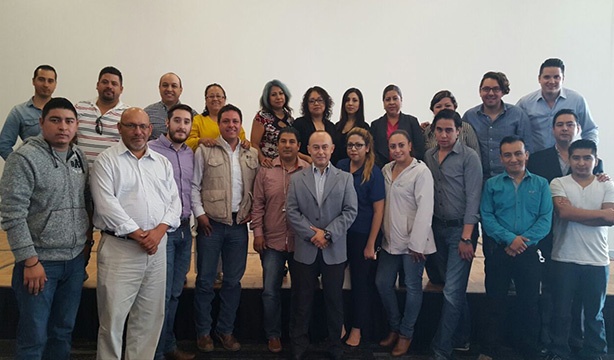 Certifica Panel Rey a Distribuidores en el DF