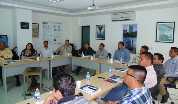 Certifica Panel Rey a Distribuidores en Guadalajara