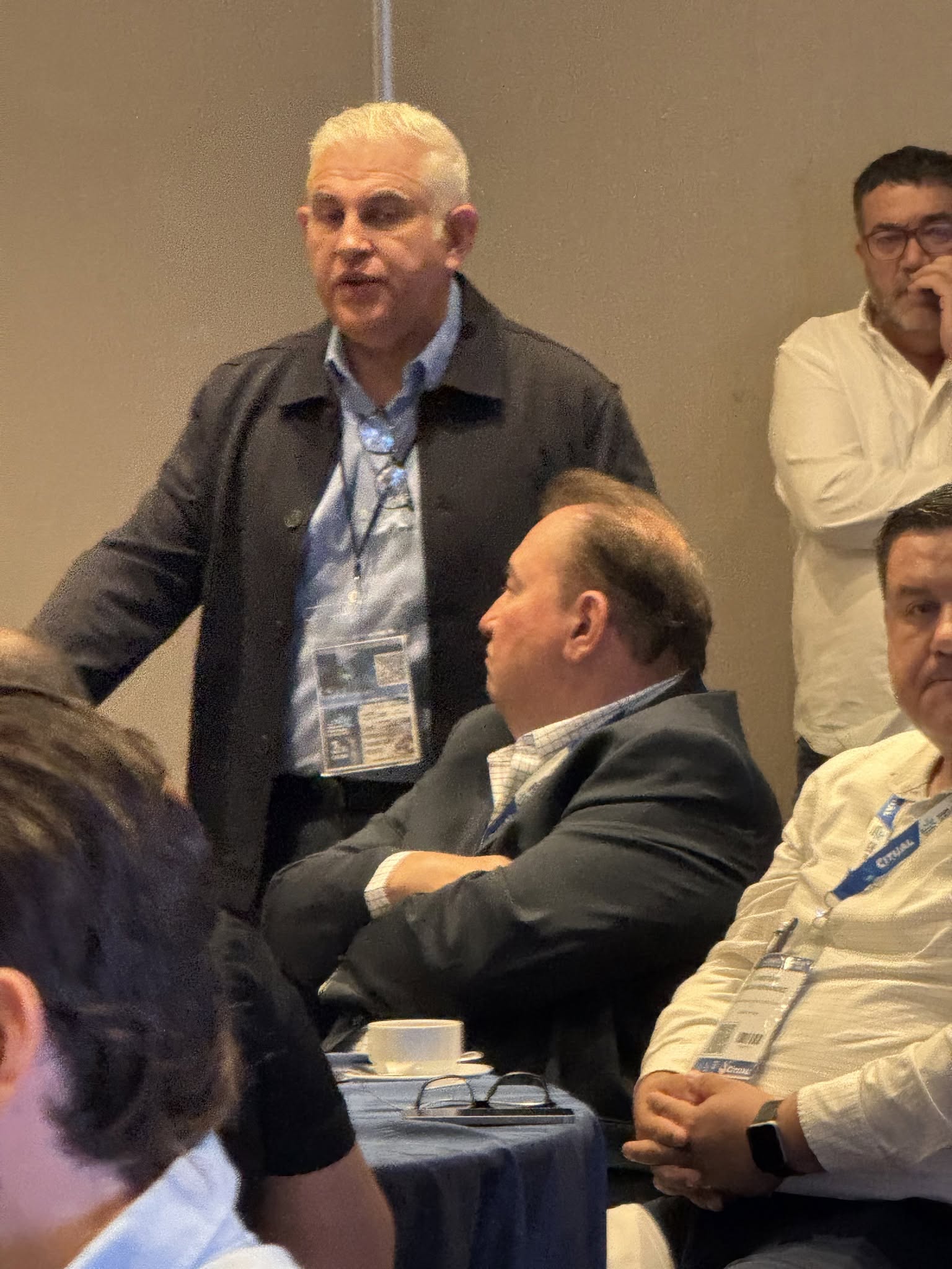Gran Desayuno con Distribuidores Panel Rey de México y Latinoamérica