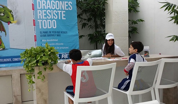 Panel Rey  presente en Casa Tec