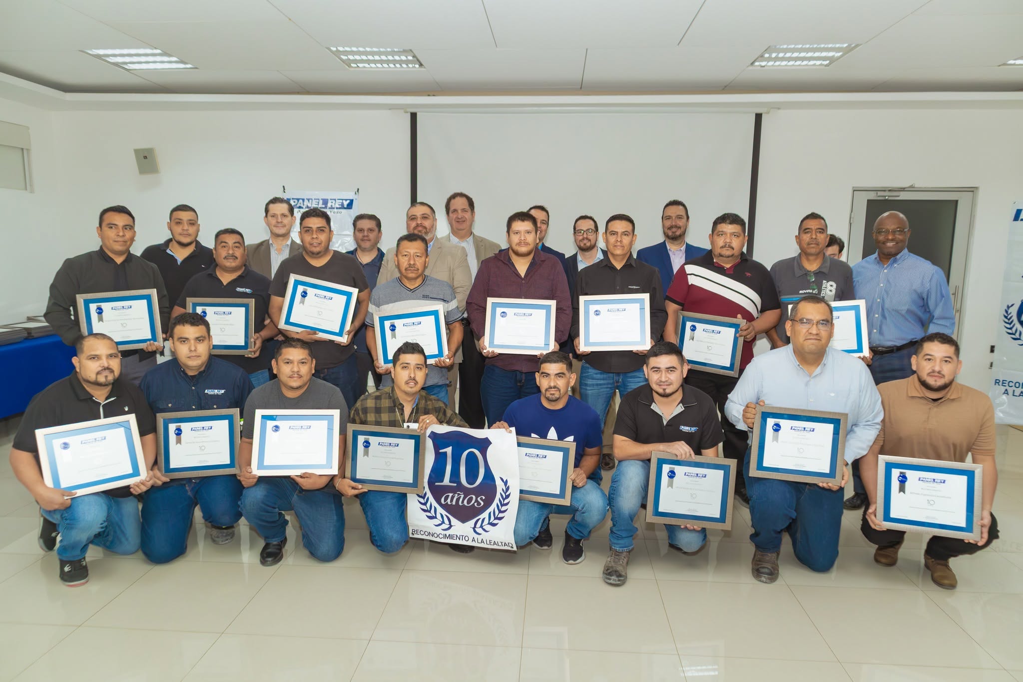 Reconocimiento a la Lealtad Panel Rey