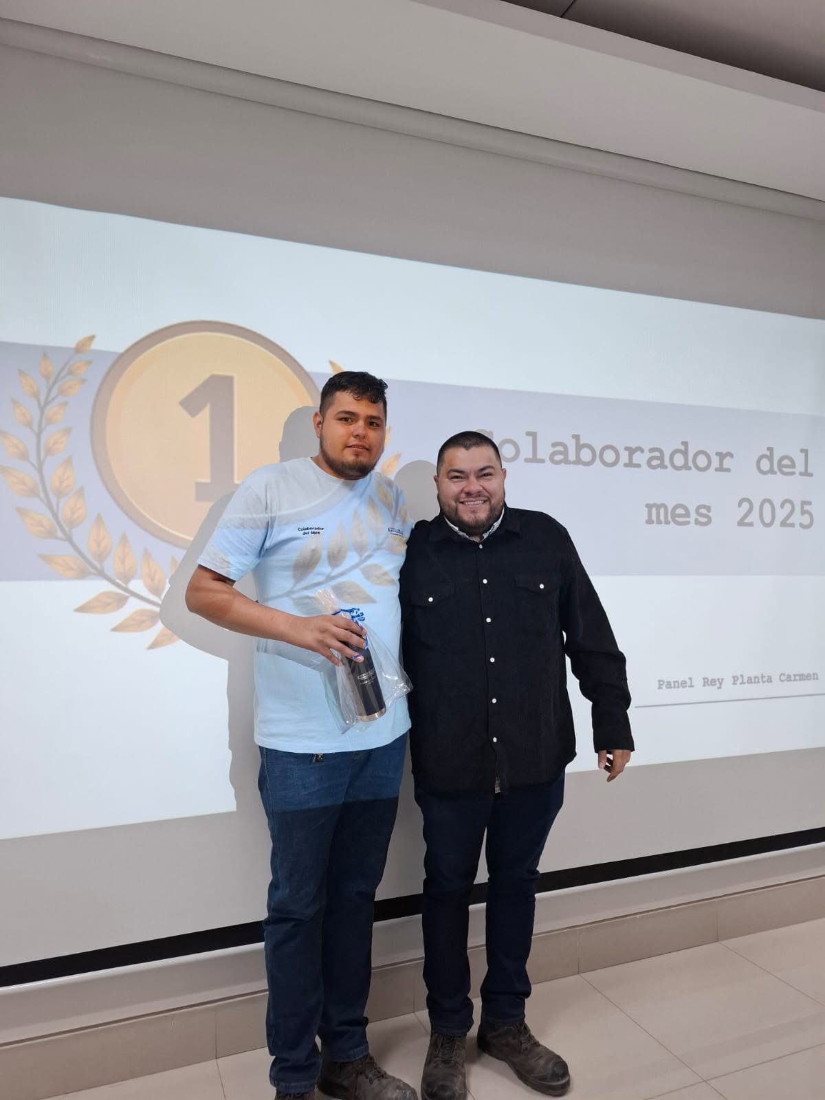 Reconocimiento anual al desempeño destacado