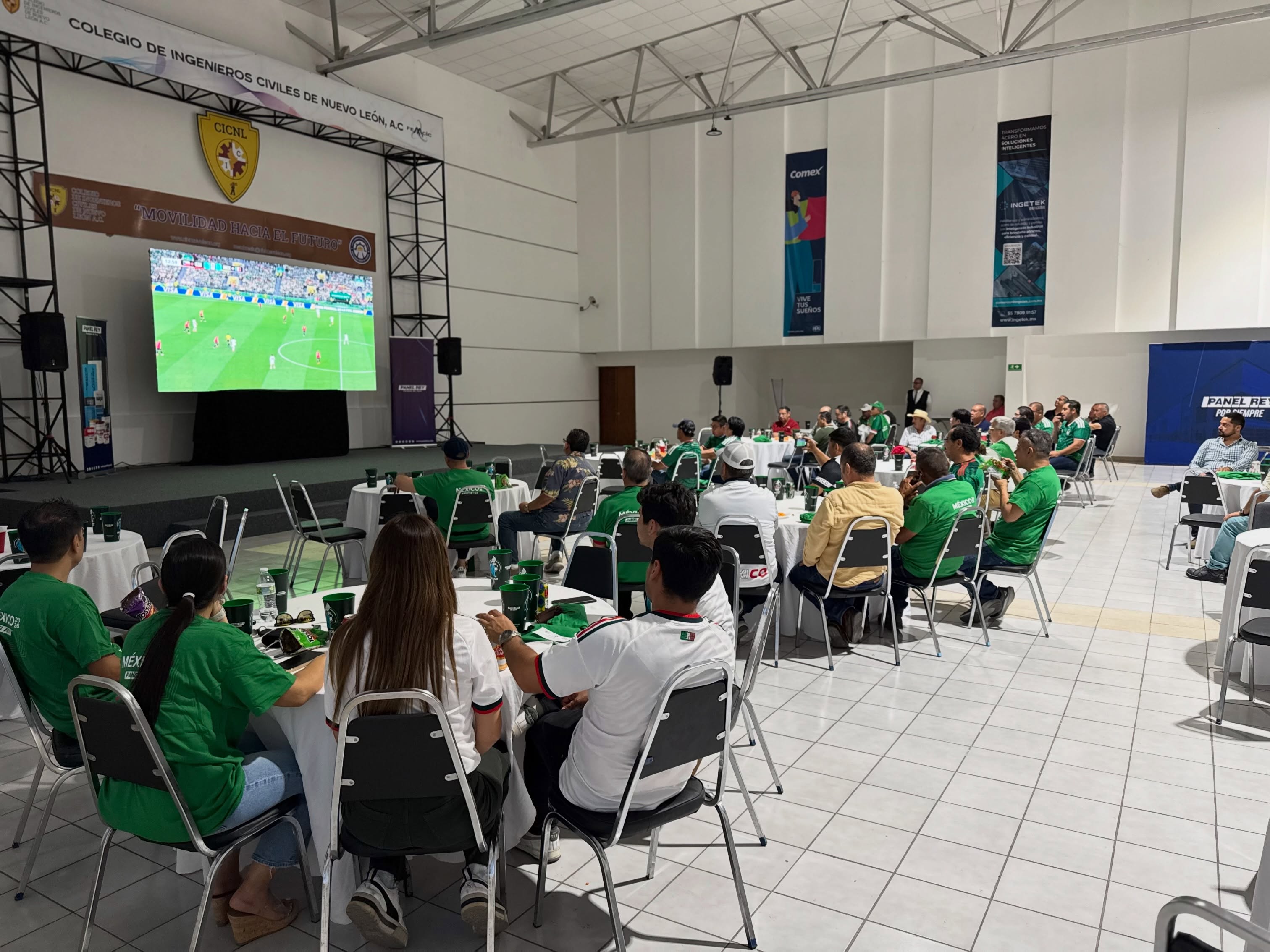 ExperienciaPanelRey Futbol — doble sede simultanea Monterrey + CDMX
