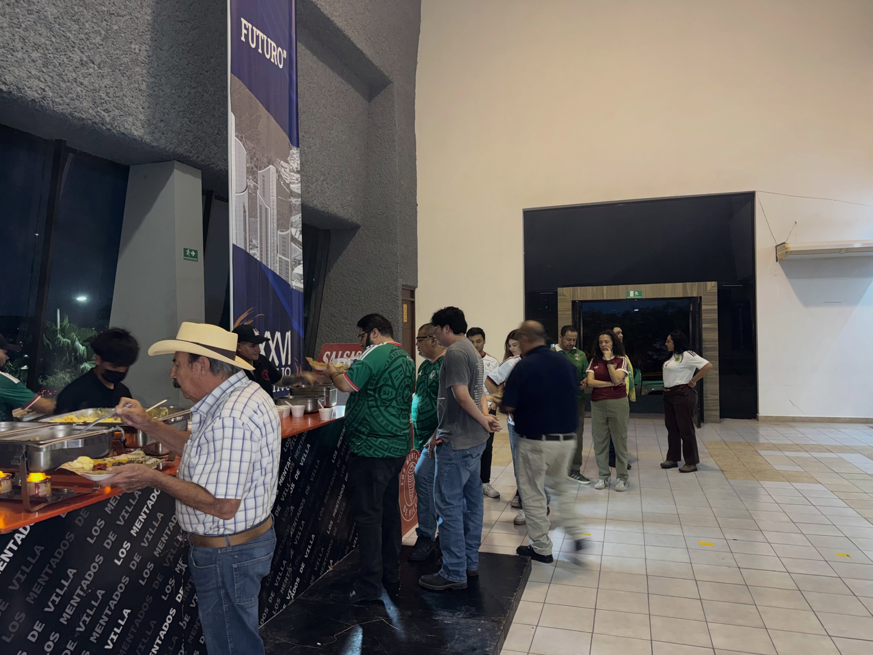 ExperienciaPanelRey Futbol — doble sede simultanea Monterrey + CDMX