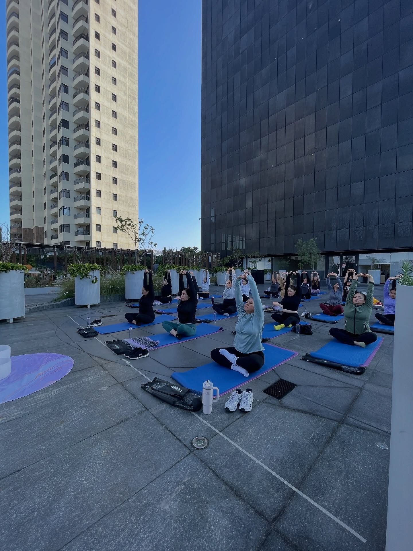 PanelReyExperience — Yoga + Brunch + Capacitación de Acústica