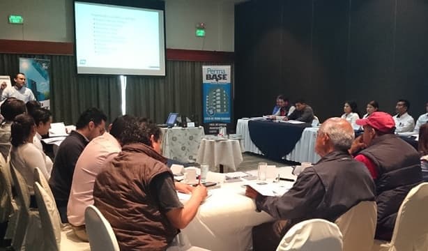 Certifica Panel Rey a Distribuidores en SLP