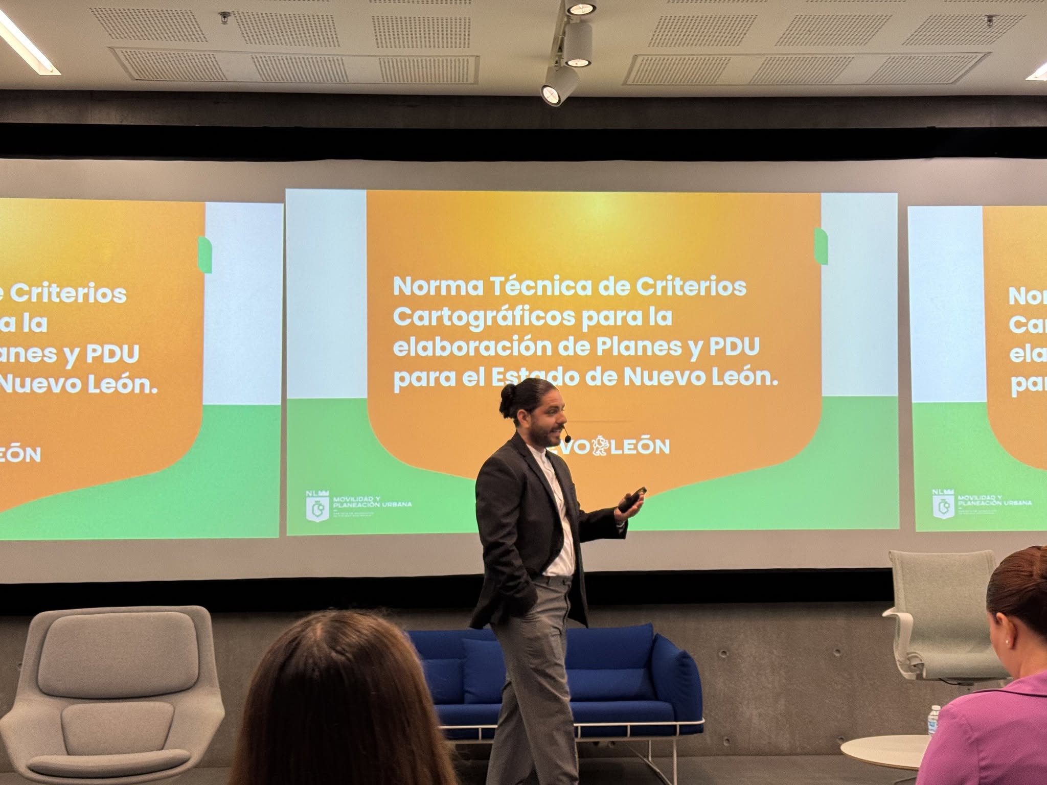 Charla: Visor de Consulta Urbana y Norma Tecnica de Criterios Cartograficos para la elaboracion de Planes de Desarrollo Urbano