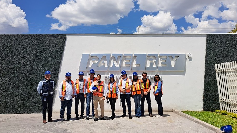 Fortaleciendo Alianzas: Visita Especial de Cielos Acústicos SRL y Constructores Dominicanos a la Planta El Carmen